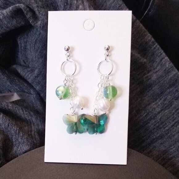 Flashy Teal Green Butterfly + Genuine Pearls! Handmade Cluster Dangle Earrings - Picture 1 of 6